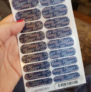 Jamberry Berry Fizz Nail Wraps